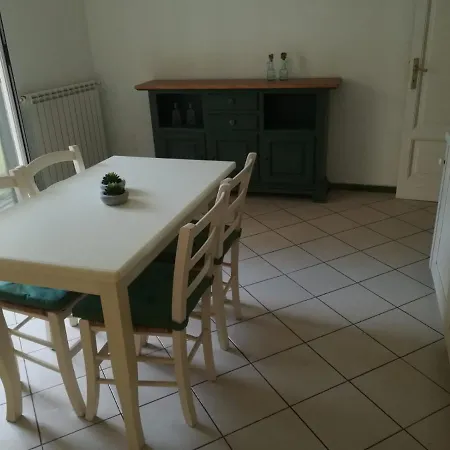 La Casa Di Via Defferrari Noli