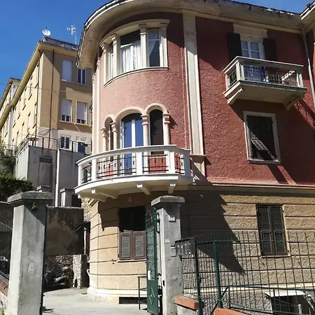 La Casa Di Via Defferrari * Noli