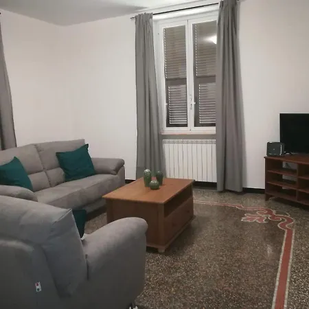 La Casa Di Via Defferrari * Noli